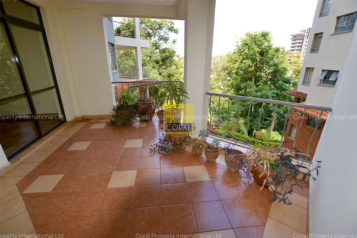 4 Bed Apartment in Rhapta Road - 11