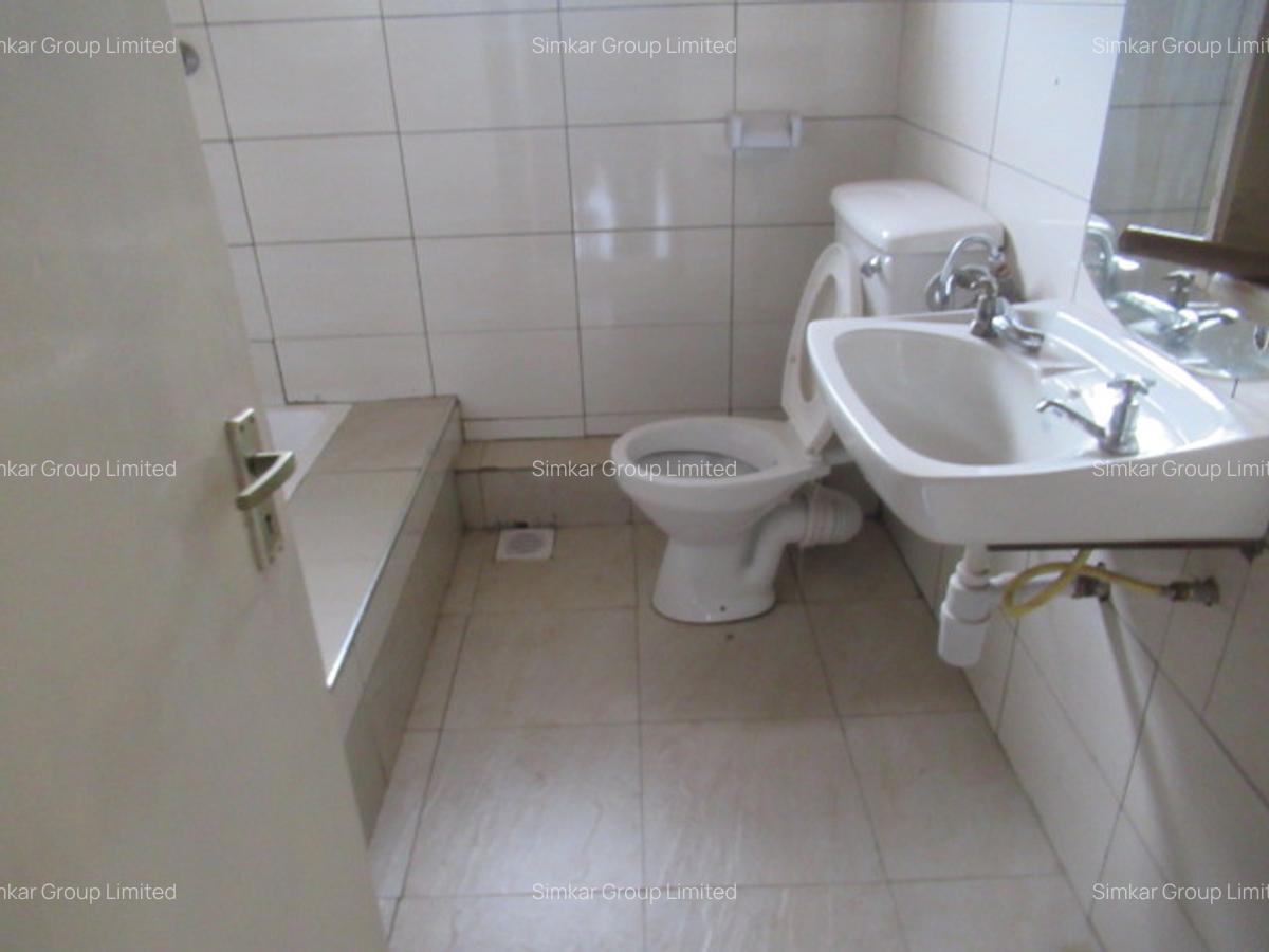 3 Bed Townhouse with Staff Quarters in Nairobi West - 10