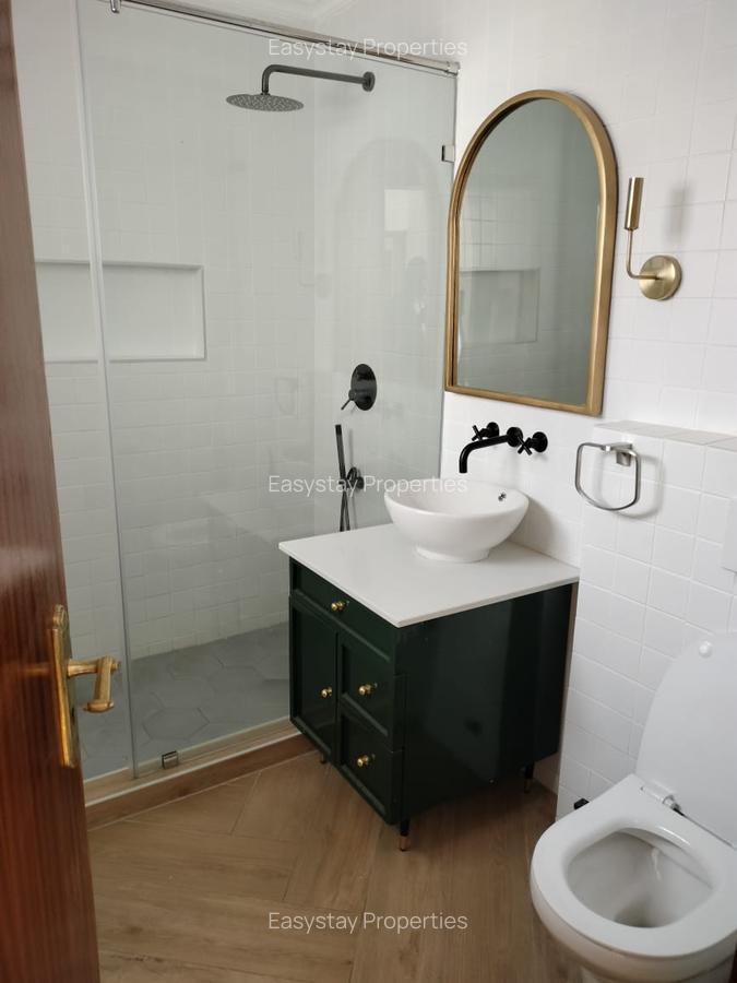 4 Bed Townhouse with En Suite in Lavington - 10