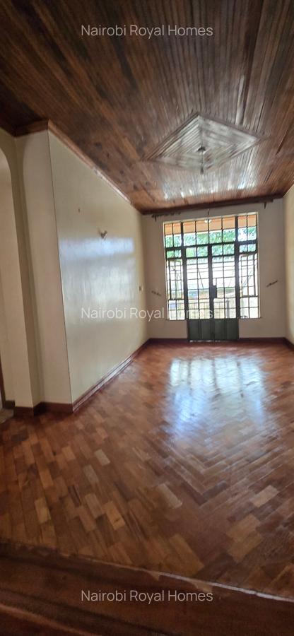 4 Bed Townhouse with En Suite at Lavington Road - 10