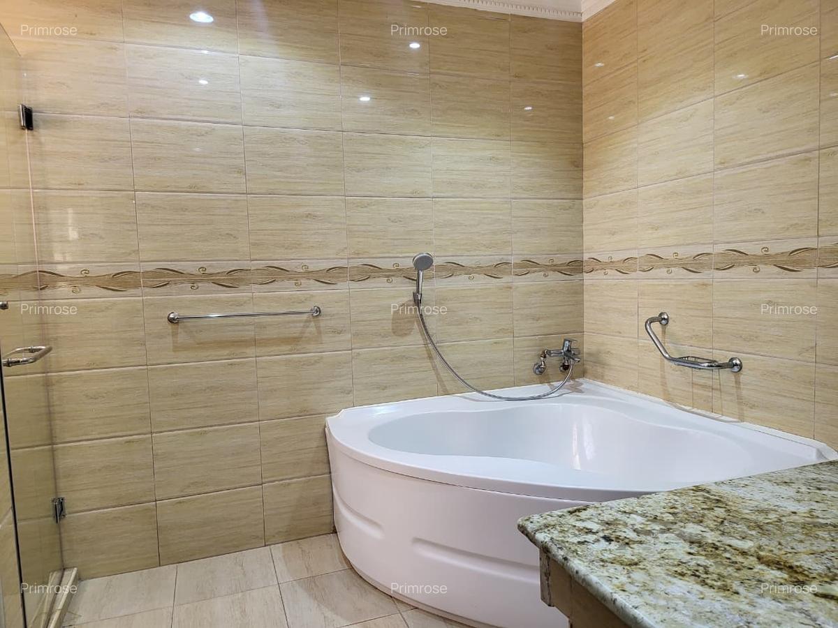 4 Bed Townhouse with En Suite in Westlands Area - 4