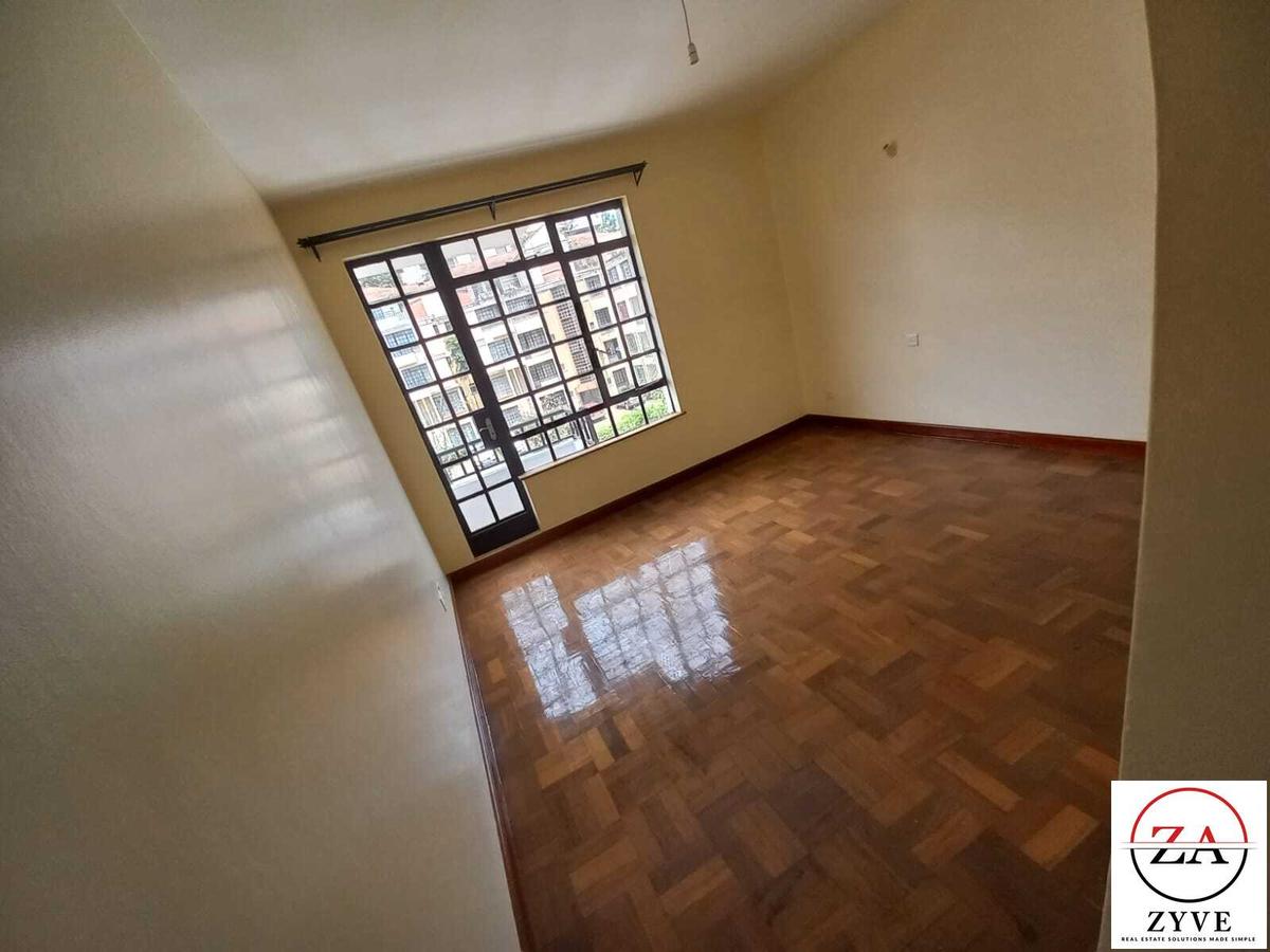 Serviced 3 Bed Apartment with En Suite at Riverside Drive - 1