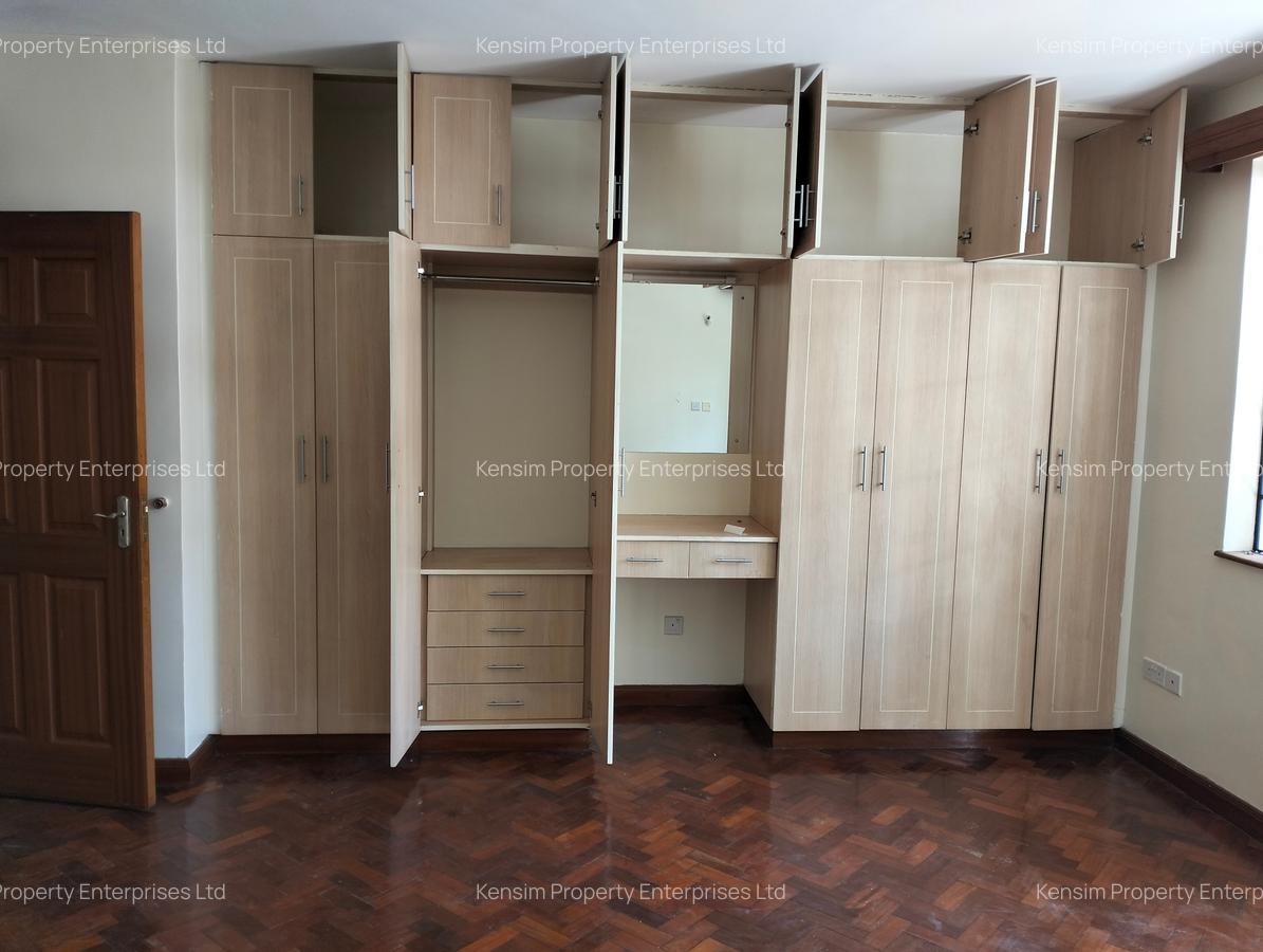 3 Bed Apartment with En Suite in Lavington - 16