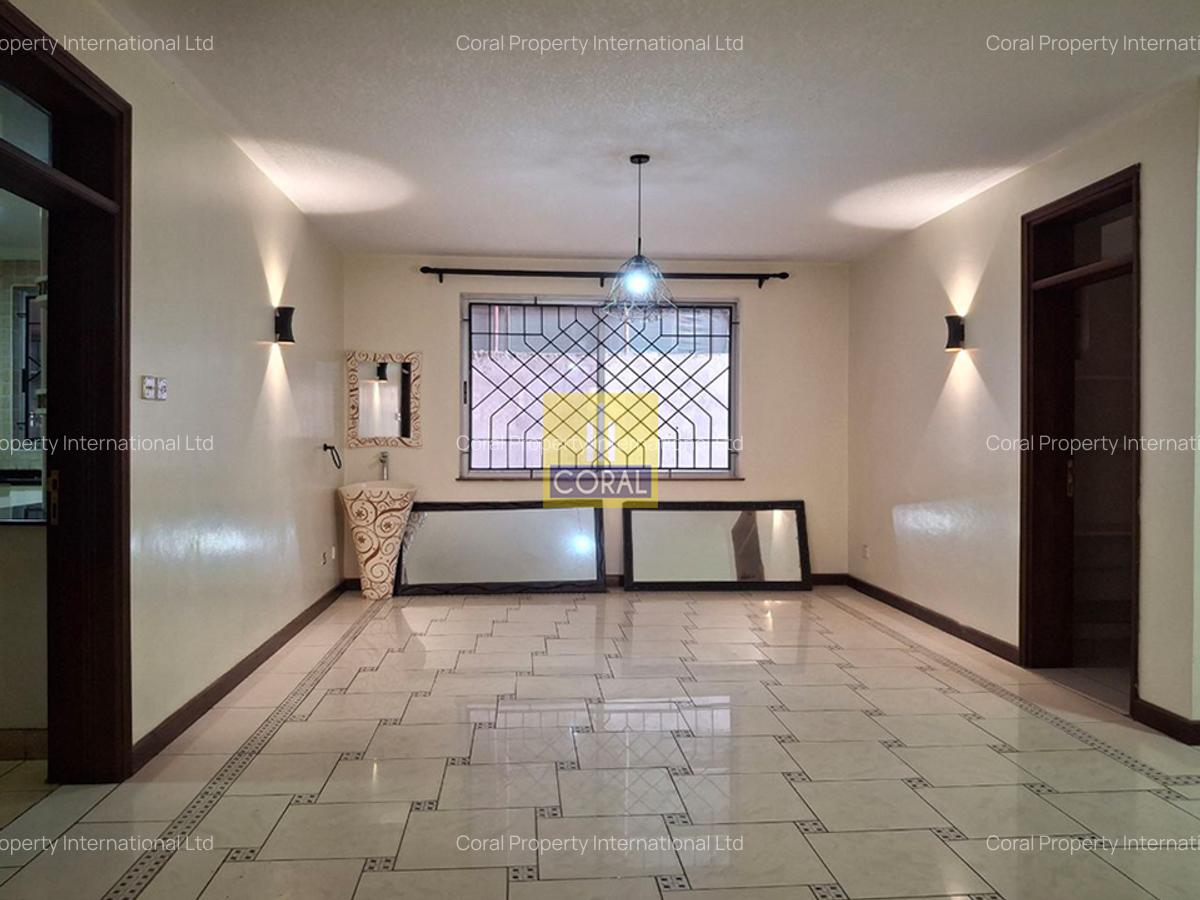 4 Bed Apartment in Westlands Area - 2