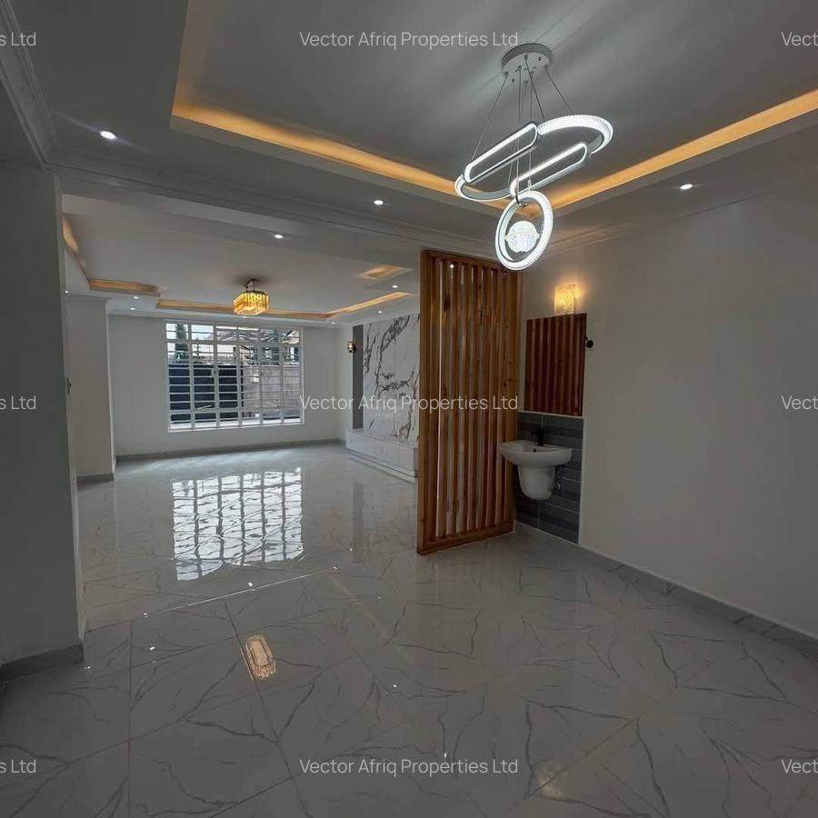 4 Bed Townhouse with En Suite in Kitengela - 2