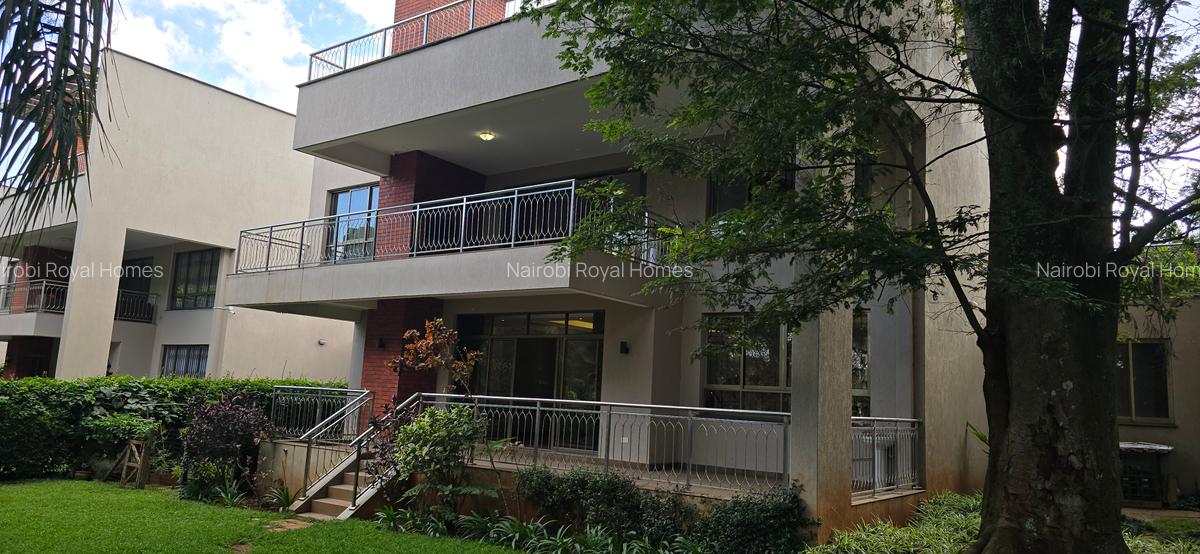 5 Bed Townhouse with En Suite at Tende Drive - 18