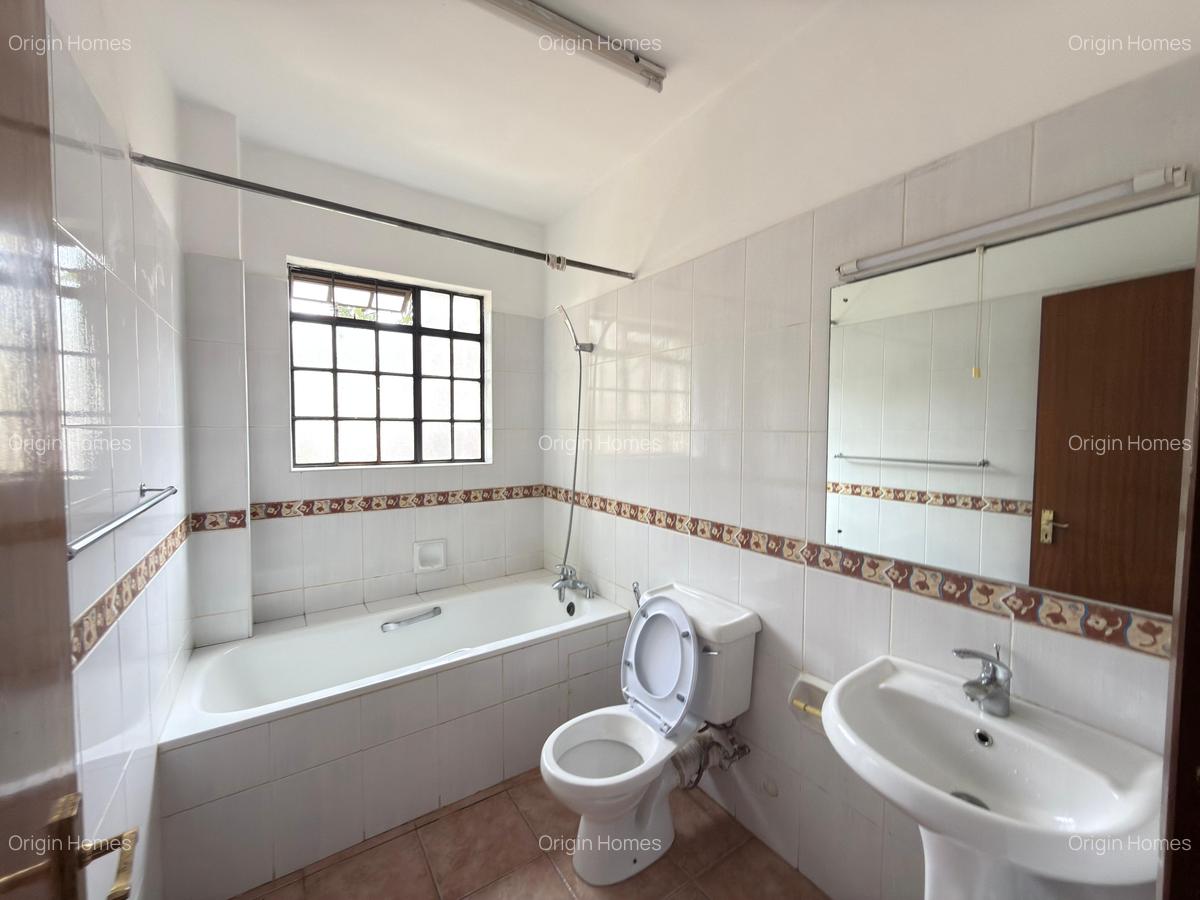 3 Bed Apartment with En Suite at Spring Valley - 9