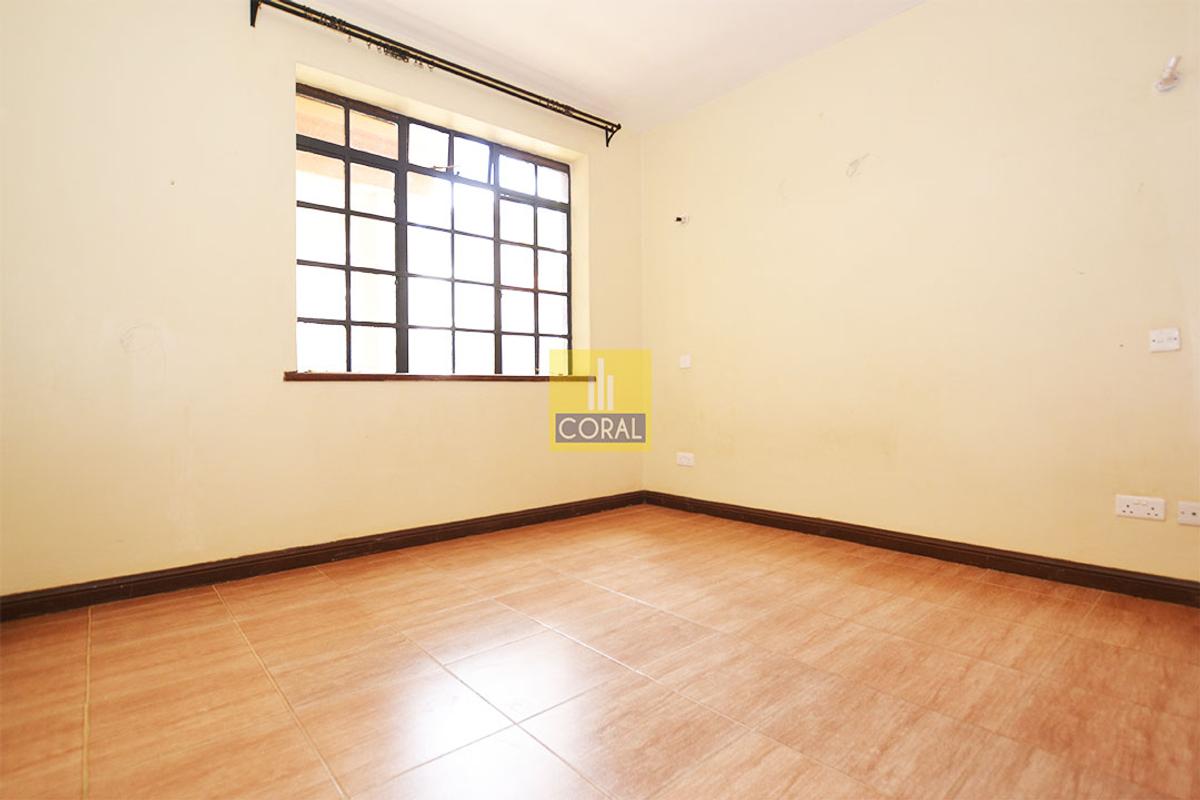 3 Bed Apartment with Swimming Pool in Ruaka - 5