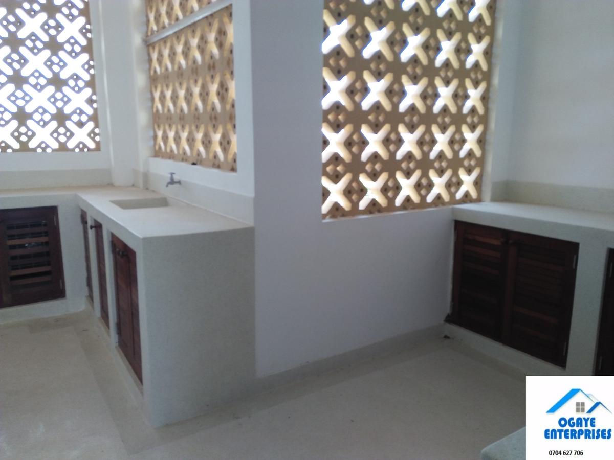 3 Bed Apartment with En Suite at Mwamba Drive - 13