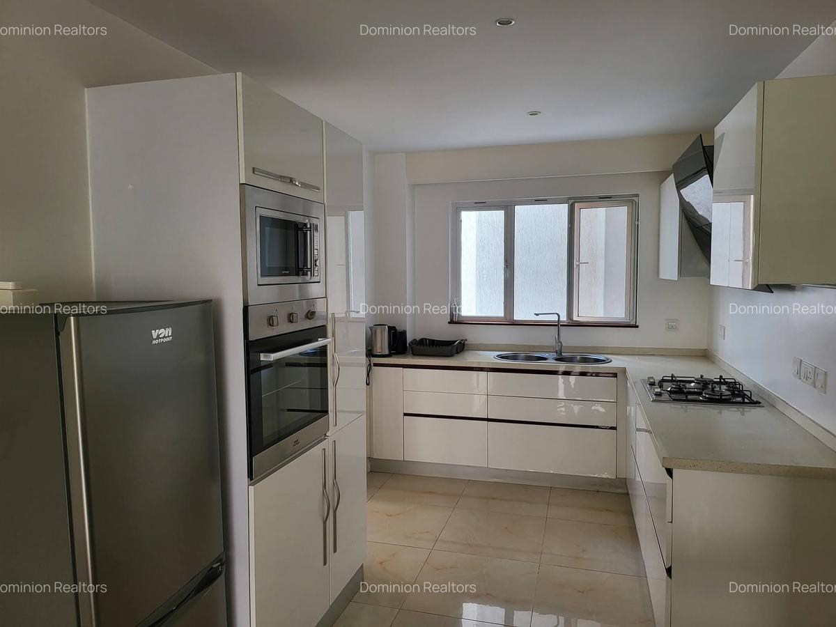 2 Bed Apartment with En Suite in Westlands Area - 12