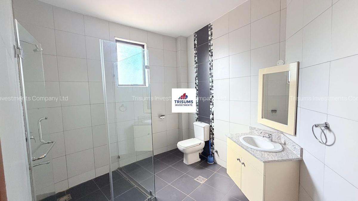 3 Bed Apartment with En Suite in Westlands Area - 11