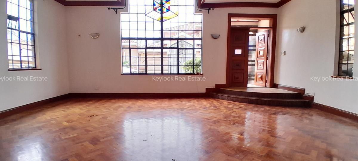 4 Bed Townhouse with En Suite at Riara Road - 2