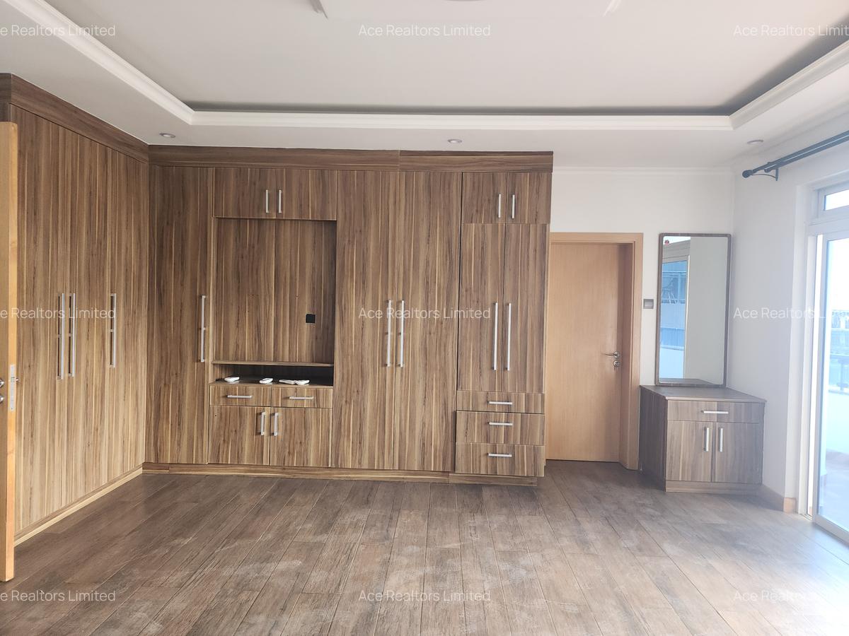 4 Bed Apartment with En Suite at Siaya Road - 6