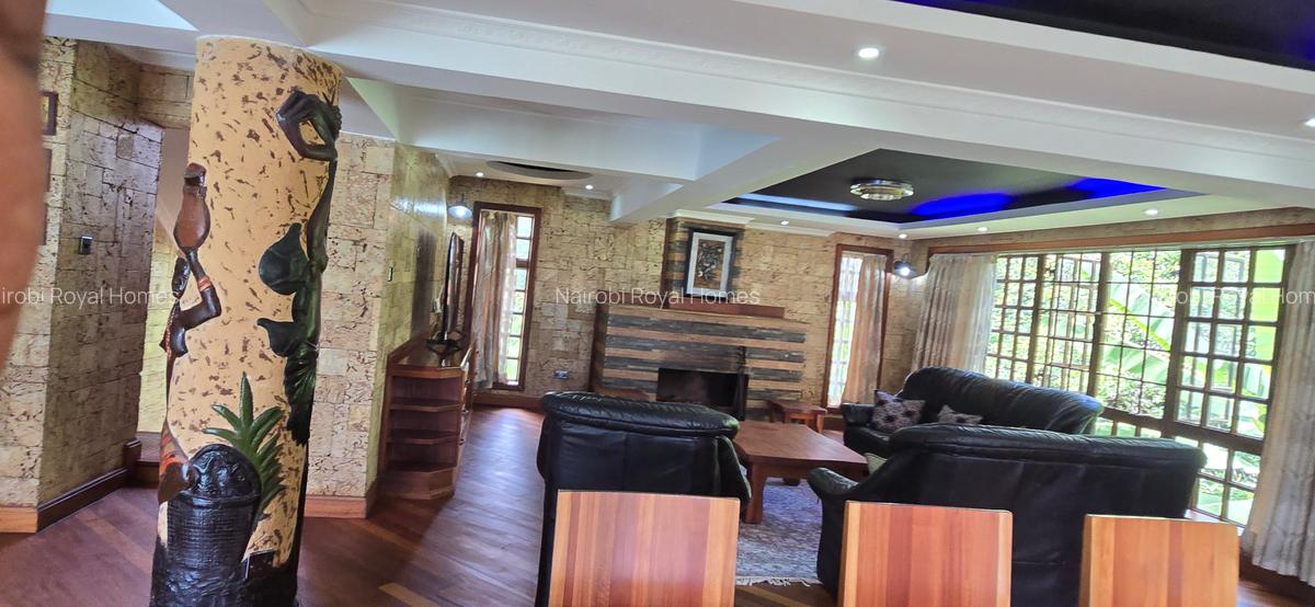 3 Bed Townhouse with En Suite at Nyari Close - 16