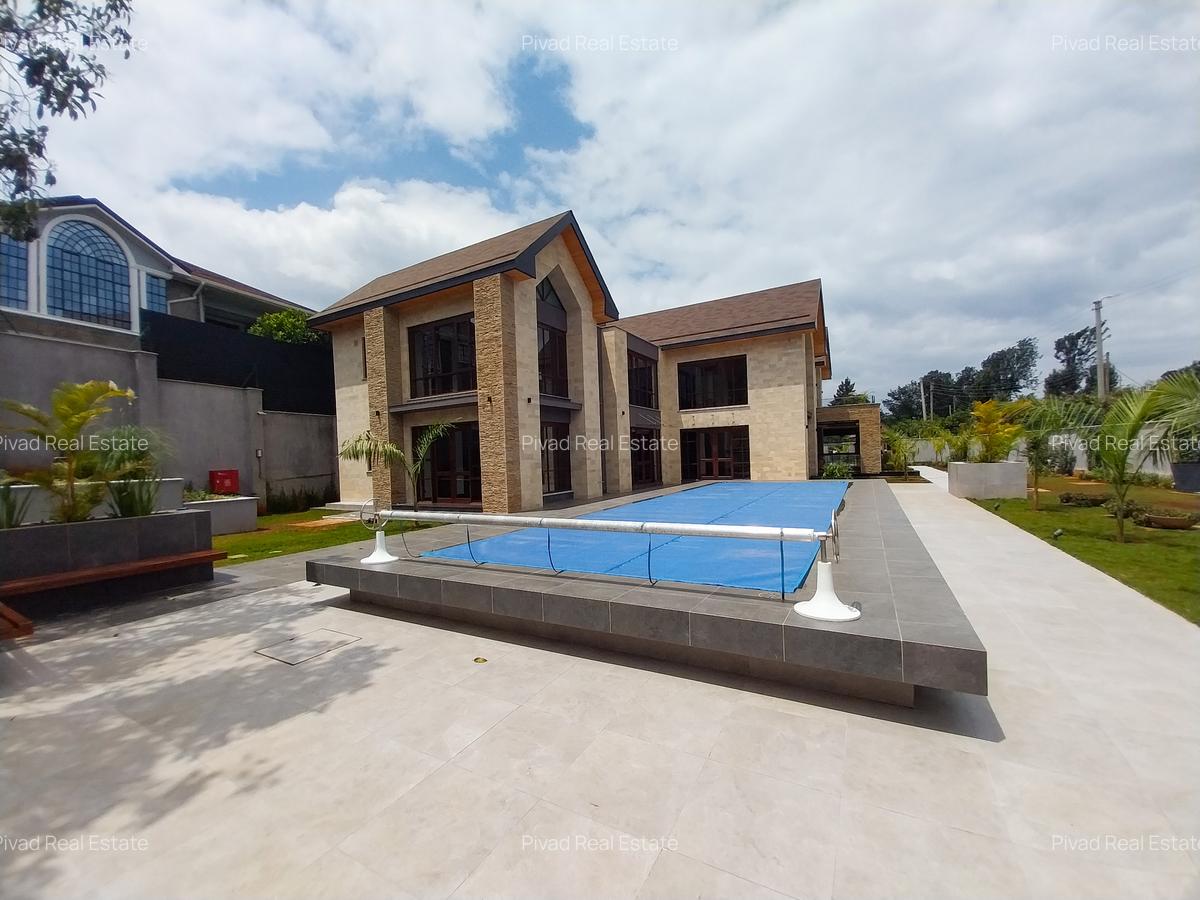 4 Bed House with En Suite in Runda - 1