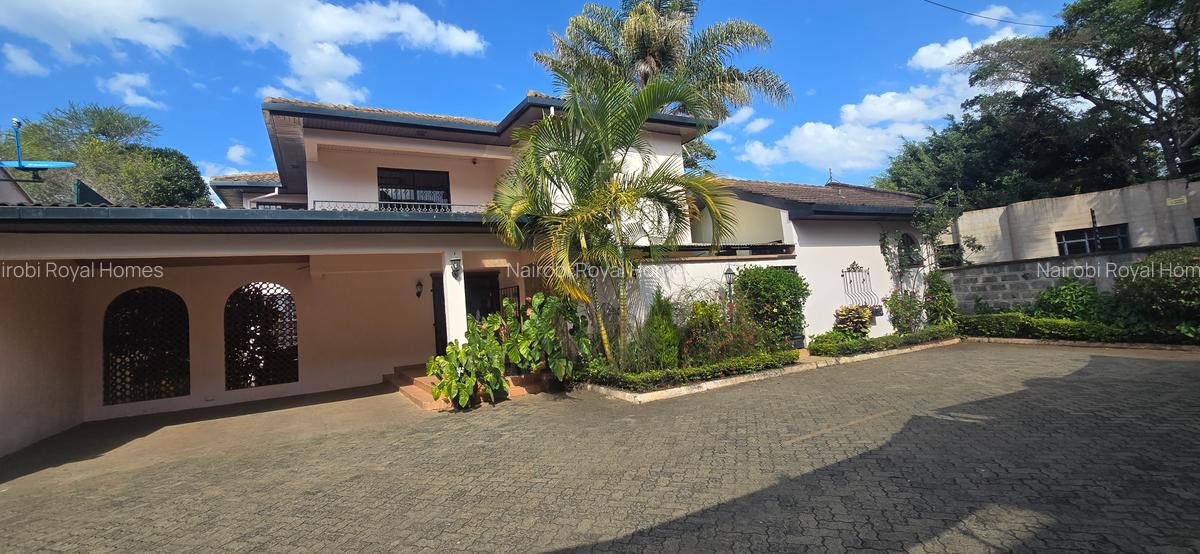 4 Bed Townhouse with En Suite at Lavington Green - 1