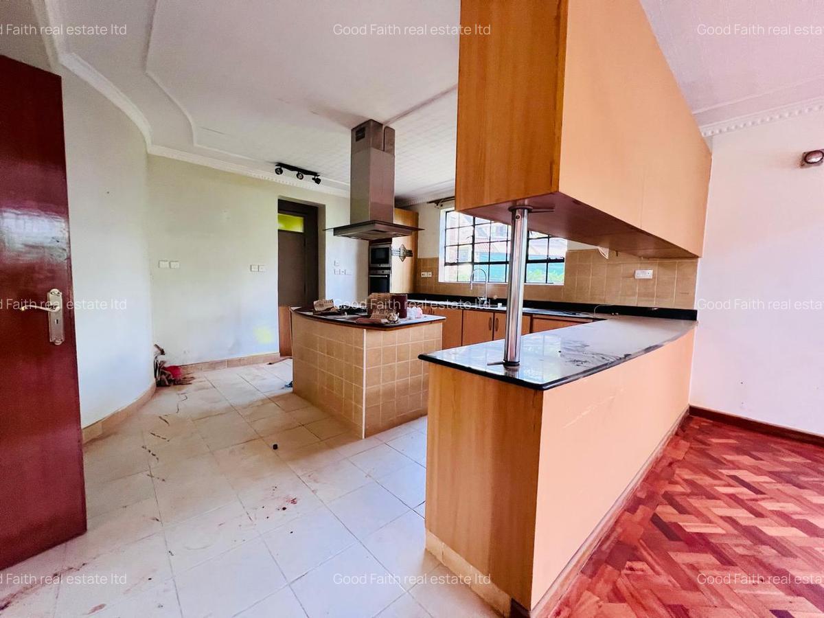 4 Bed House with En Suite in Kiambu Road - 12