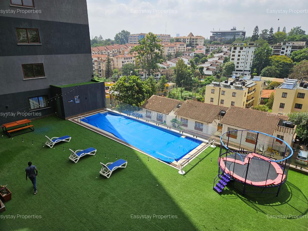 3 Bed Apartment with Swimming Pool at School Lane - 14