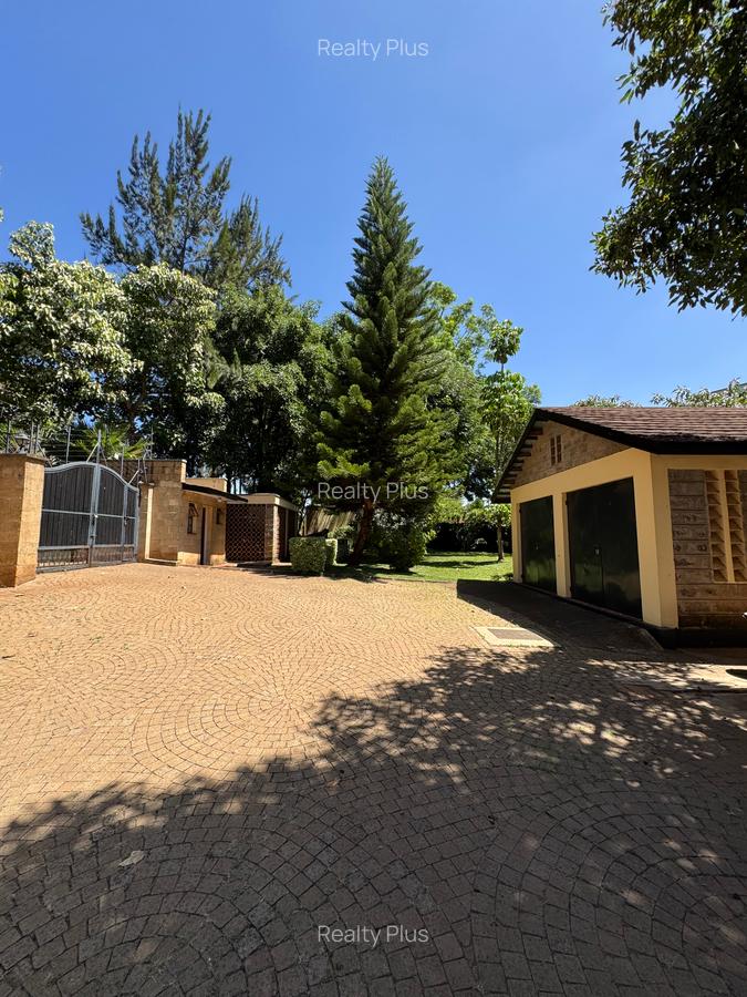 4 Bed Villa with En Suite in Runda - 5