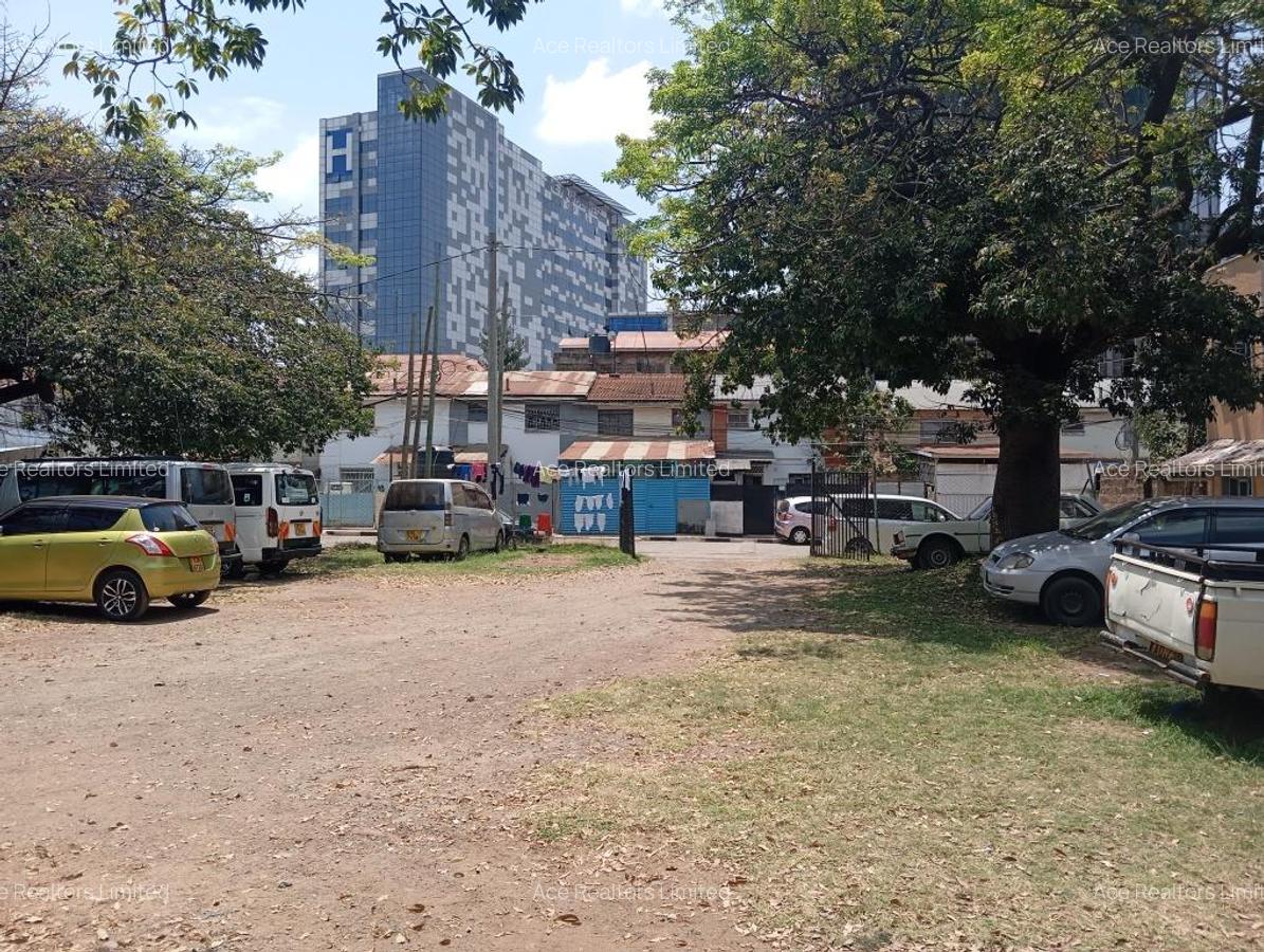 3 Bed Villa with En Suite at Near Nairobi West Hospital Nairobi - 13