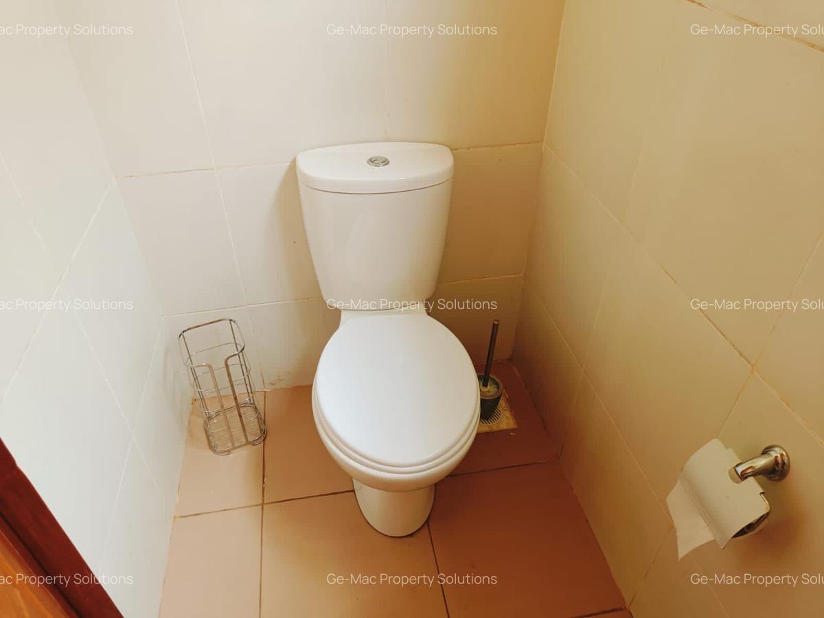 4 Bed House with En Suite in Kiambu Road - 12