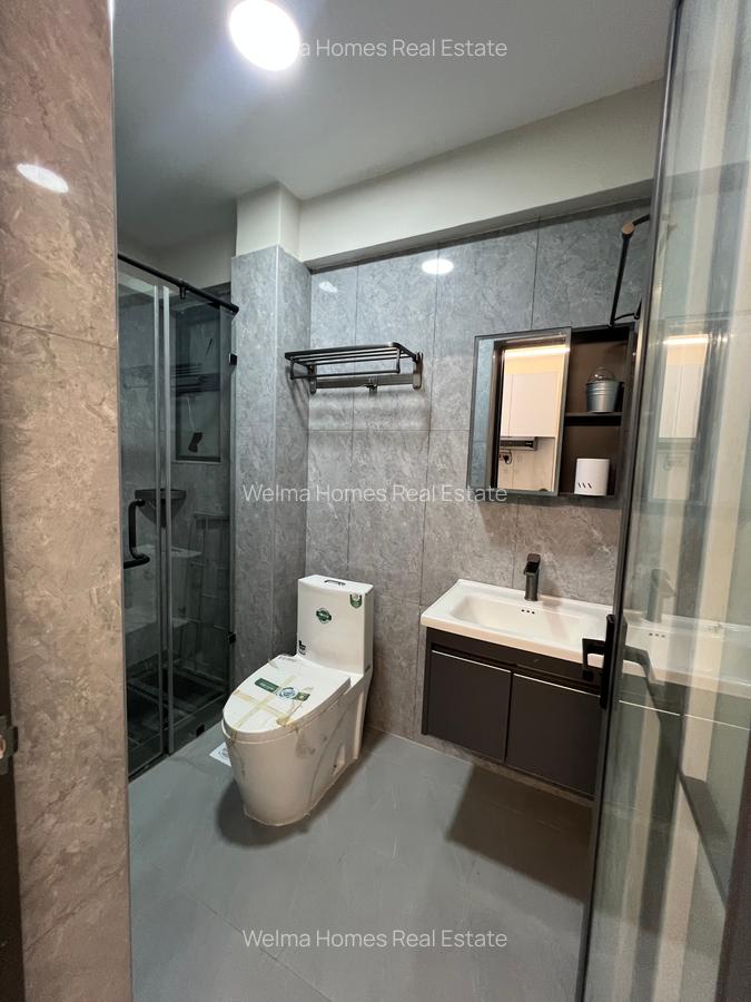 1 Bed Apartment with Swimming Pool in Kilimani - 5