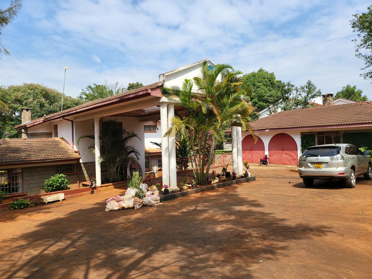 4 Bed House with En Suite in Runda - 17
