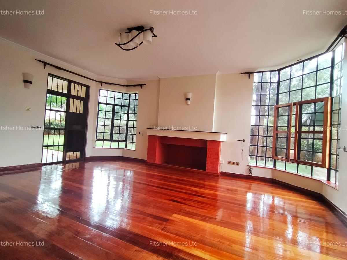 4 Bed House with En Suite in Runda - 13