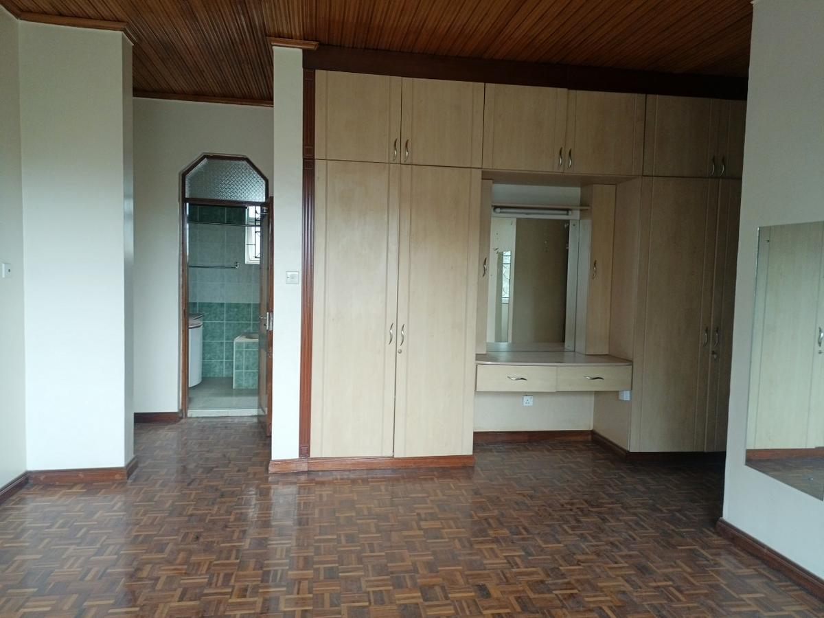 3 Bed Apartment with En Suite in Kilimani - 15