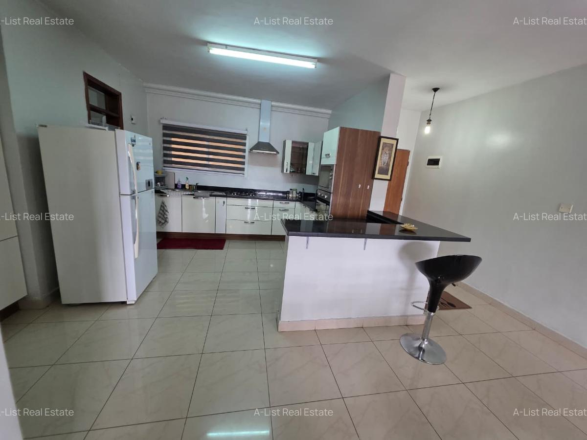 3 Bed Apartment with En Suite at Laikipia Road - 10