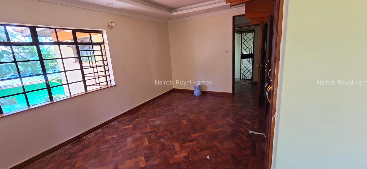 4 Bed Townhouse with En Suite at Off Convent Drive - 14