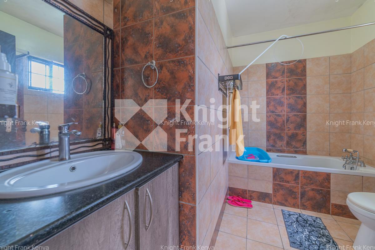 3 Bed Apartment with En Suite at Rhapta Road - 9