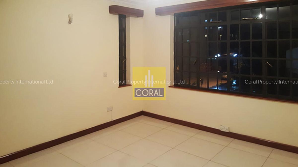 3 Bed Apartment with Borehole in Parklands - 5
