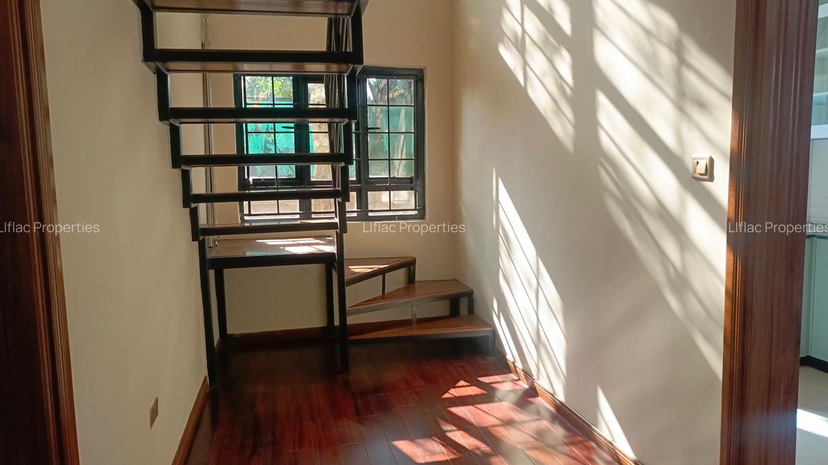 3 Bed House with En Suite in Runda - 15