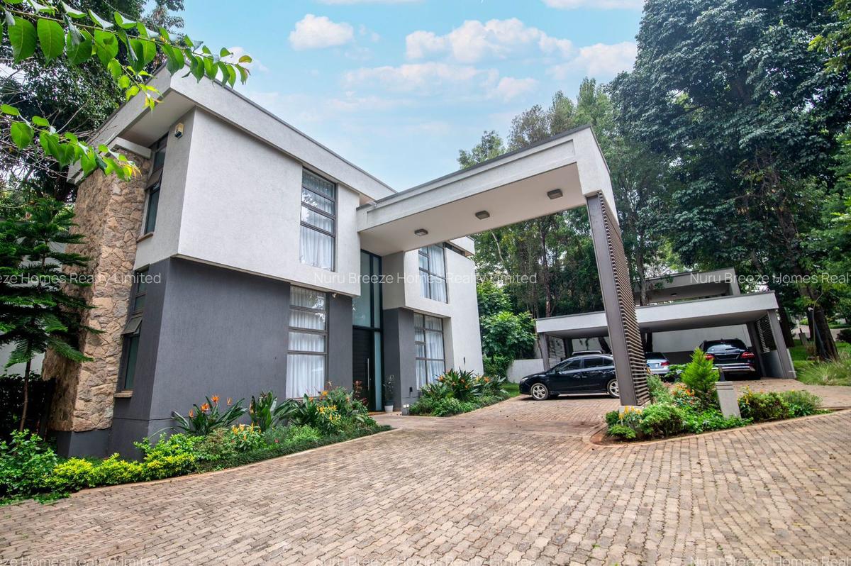 5 Bed Townhouse with En Suite in Karen - 16