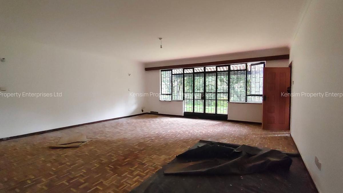5 Bed House with En Suite in Kitisuru - 9