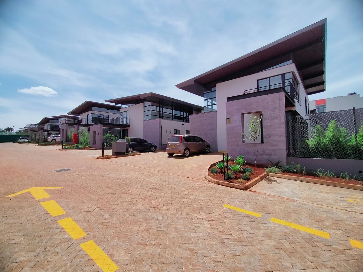 4 Bed House with En Suite in Karura - 1