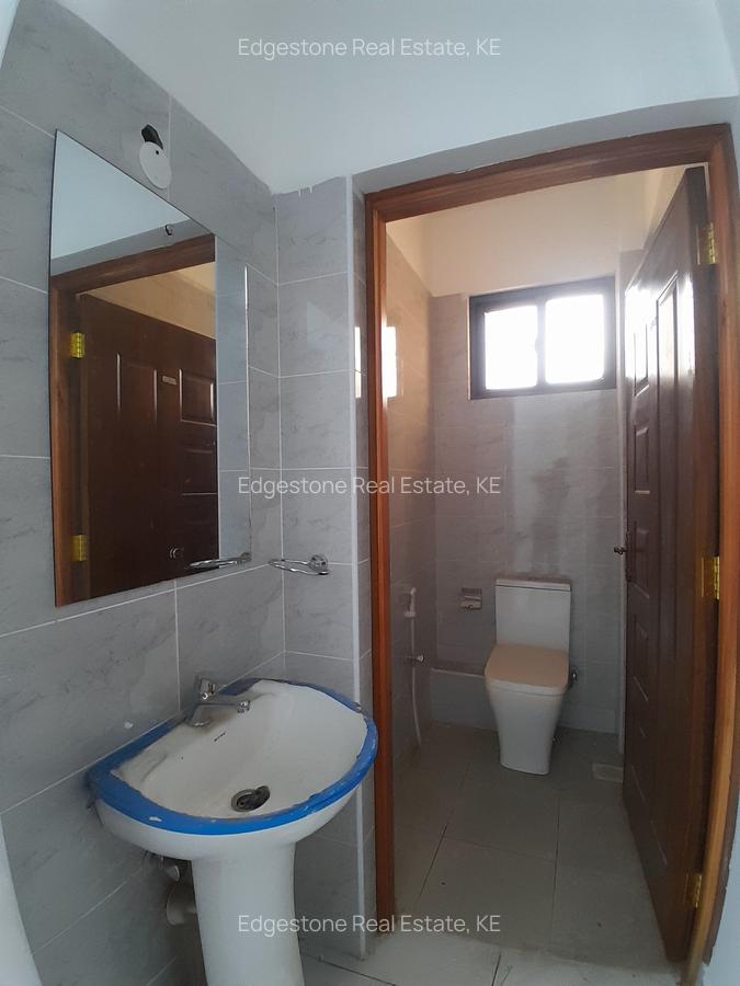 2 Bed Apartment with En Suite in Mtwapa - 9