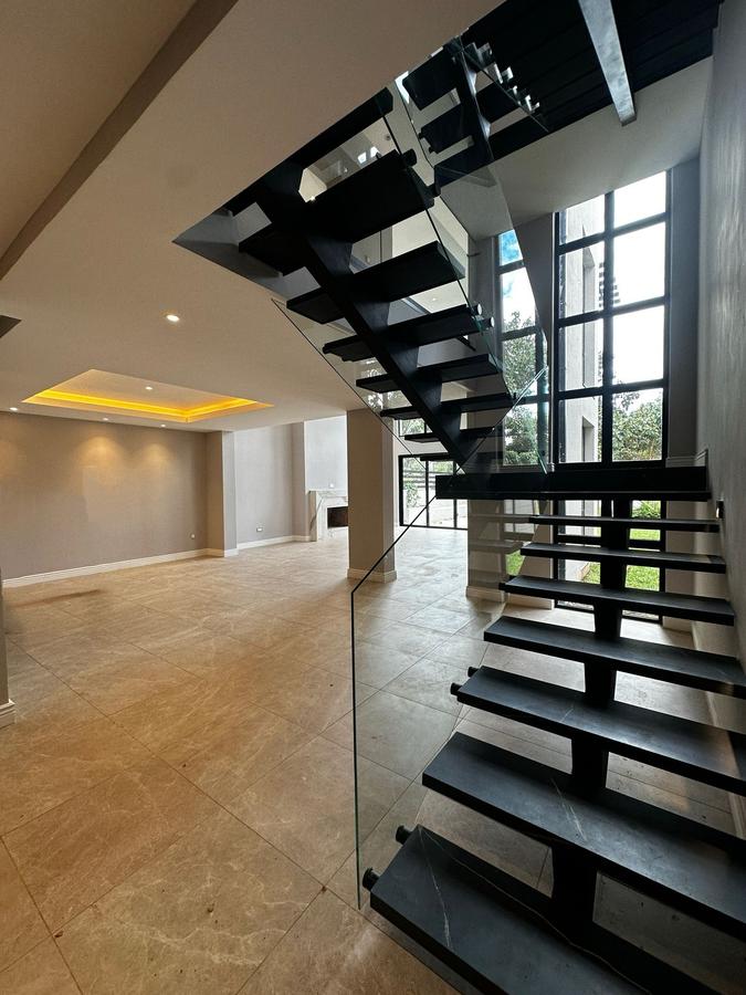 3 Bed Apartment with En Suite at Runda - 13