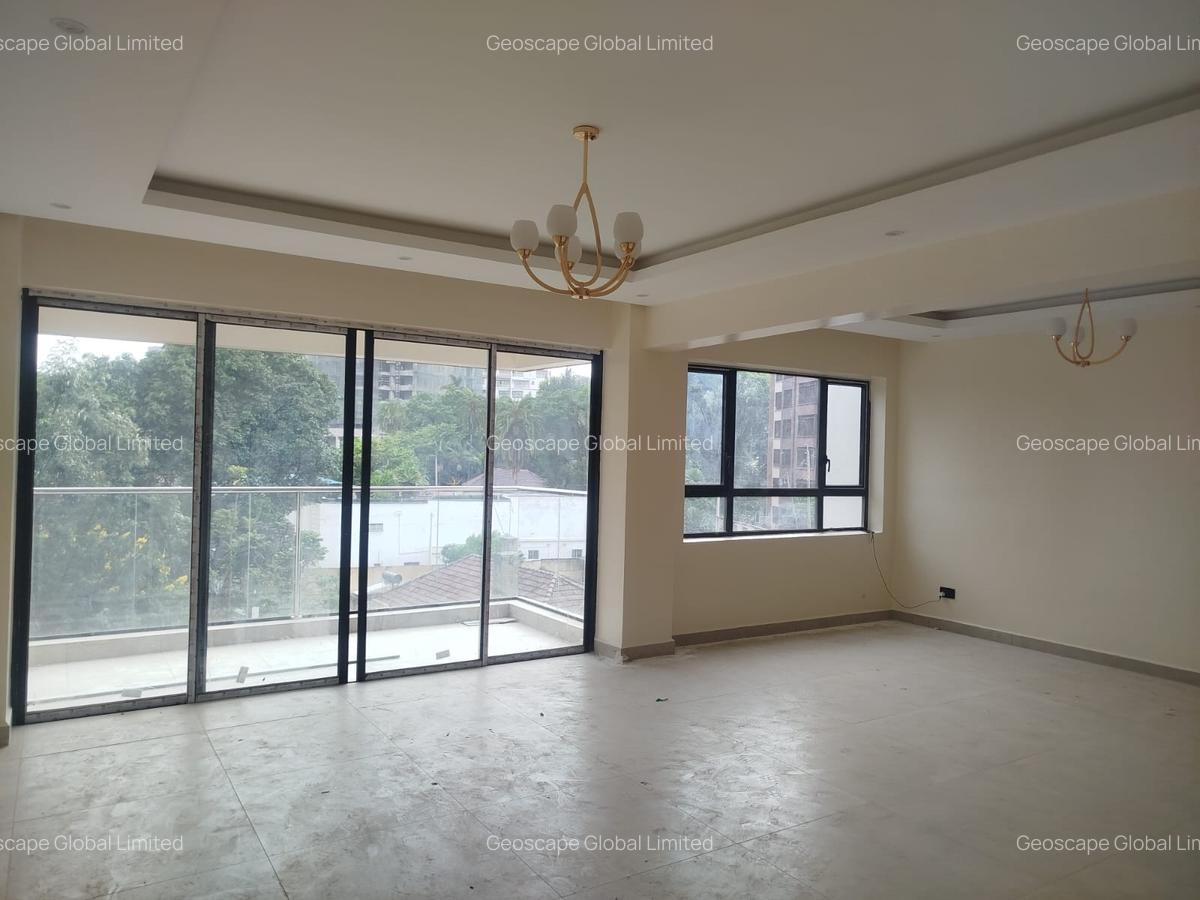 3 Bed Apartment with En Suite in General Mathenge - 10