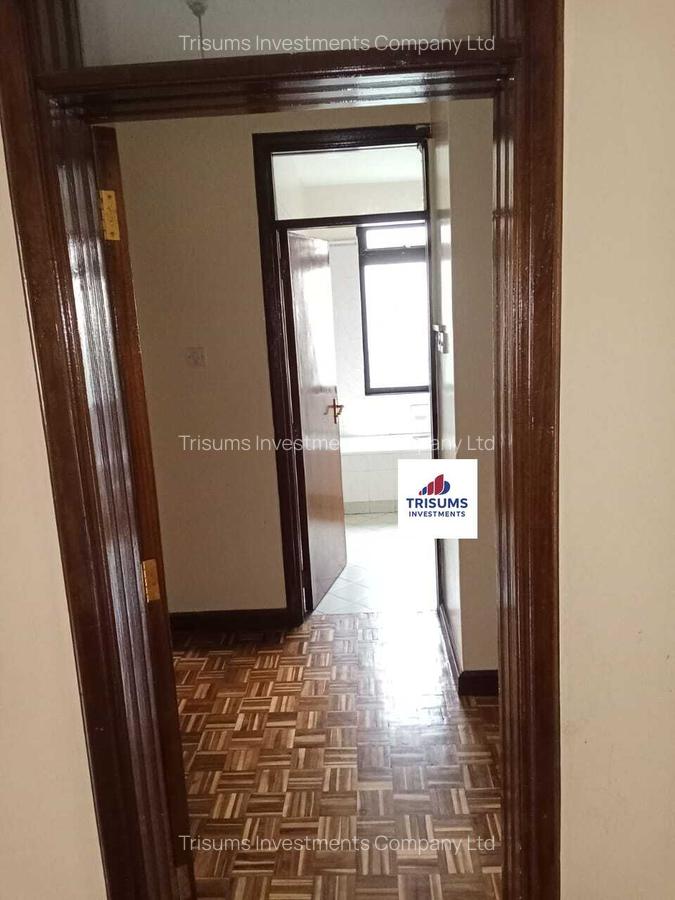 2 Bed Apartment with En Suite at Prp7+494 - 7