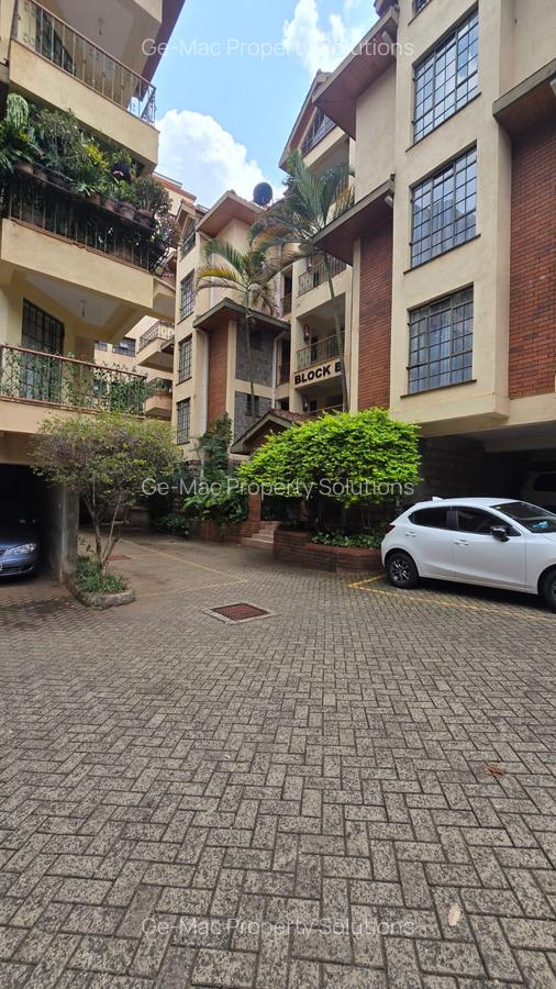 Studio Apartment with En Suite at Kunde Road - 3