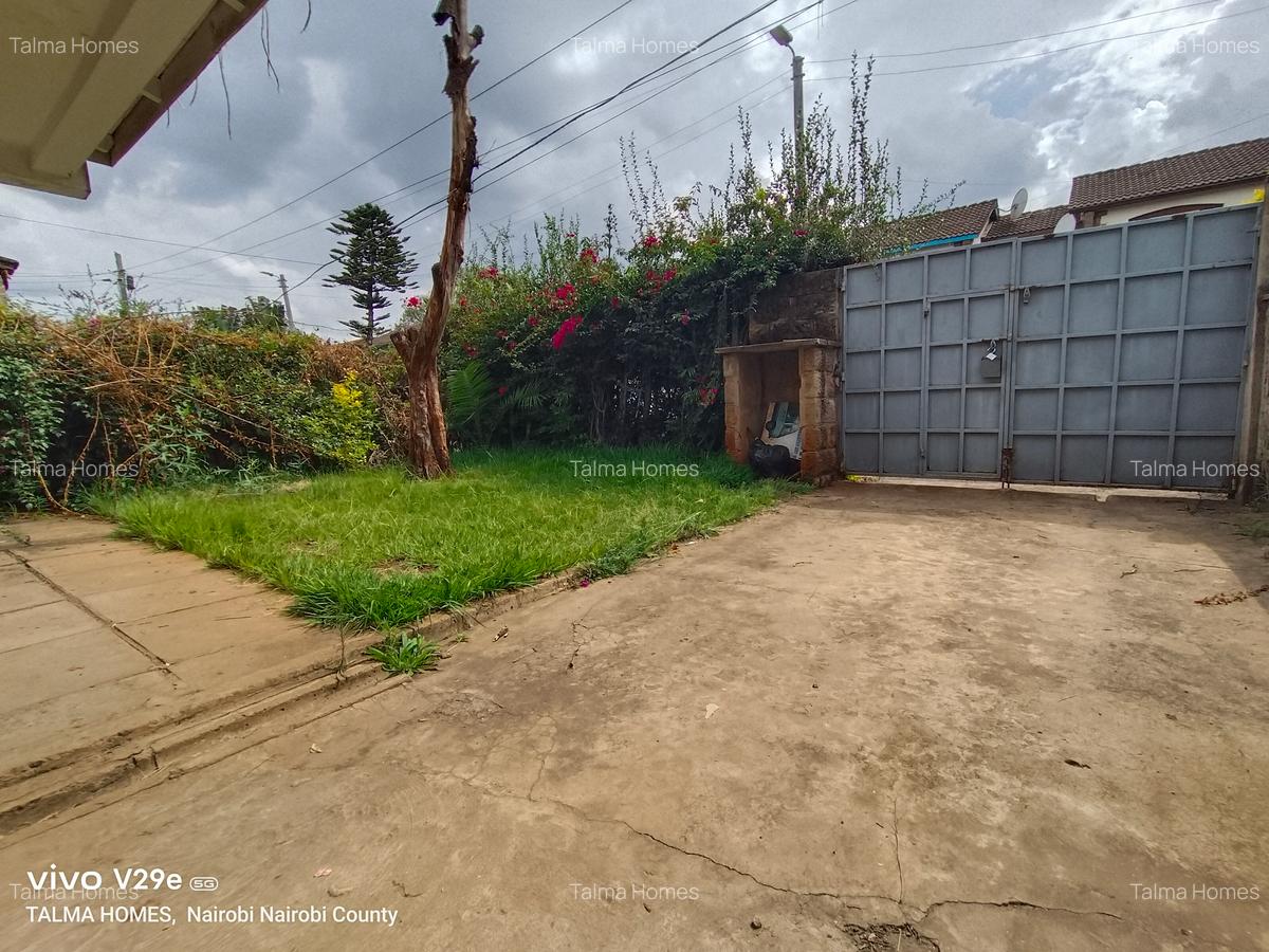 3 Bed Townhouse with Staff Quarters at Ngumo Estate - 4