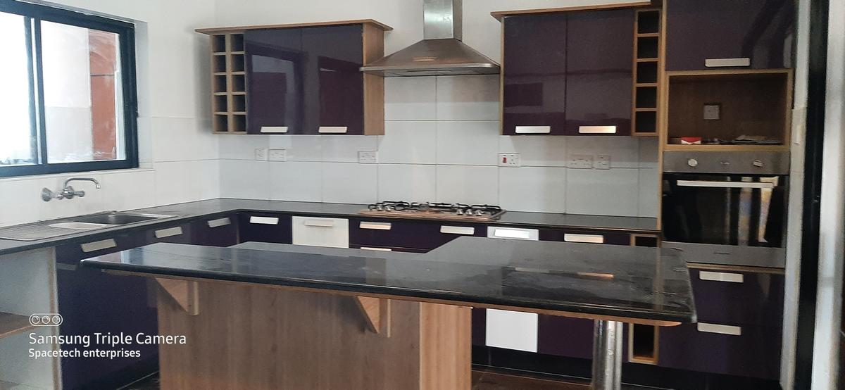 4 Bed Apartment with En Suite in Westlands Area - 6