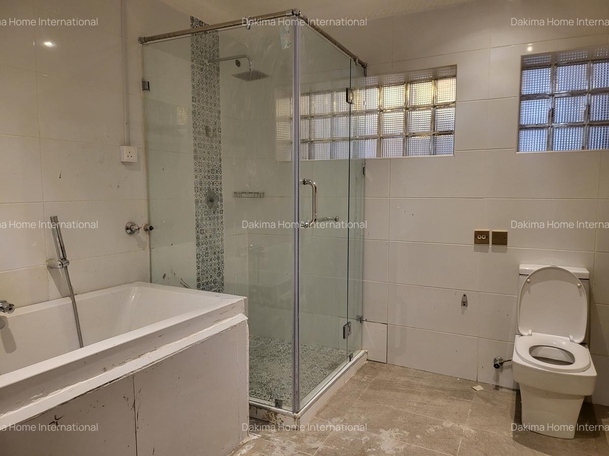 4 Bed House with En Suite in Muthaiga - 10