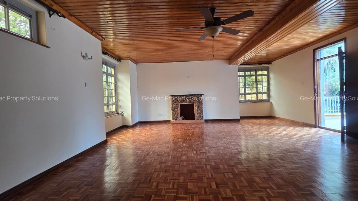 4 Bed House with En Suite in Runda - 4