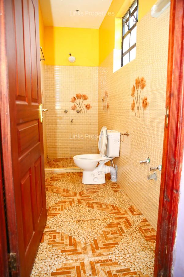 4 Bed Townhouse with En Suite at Airport Road - 2