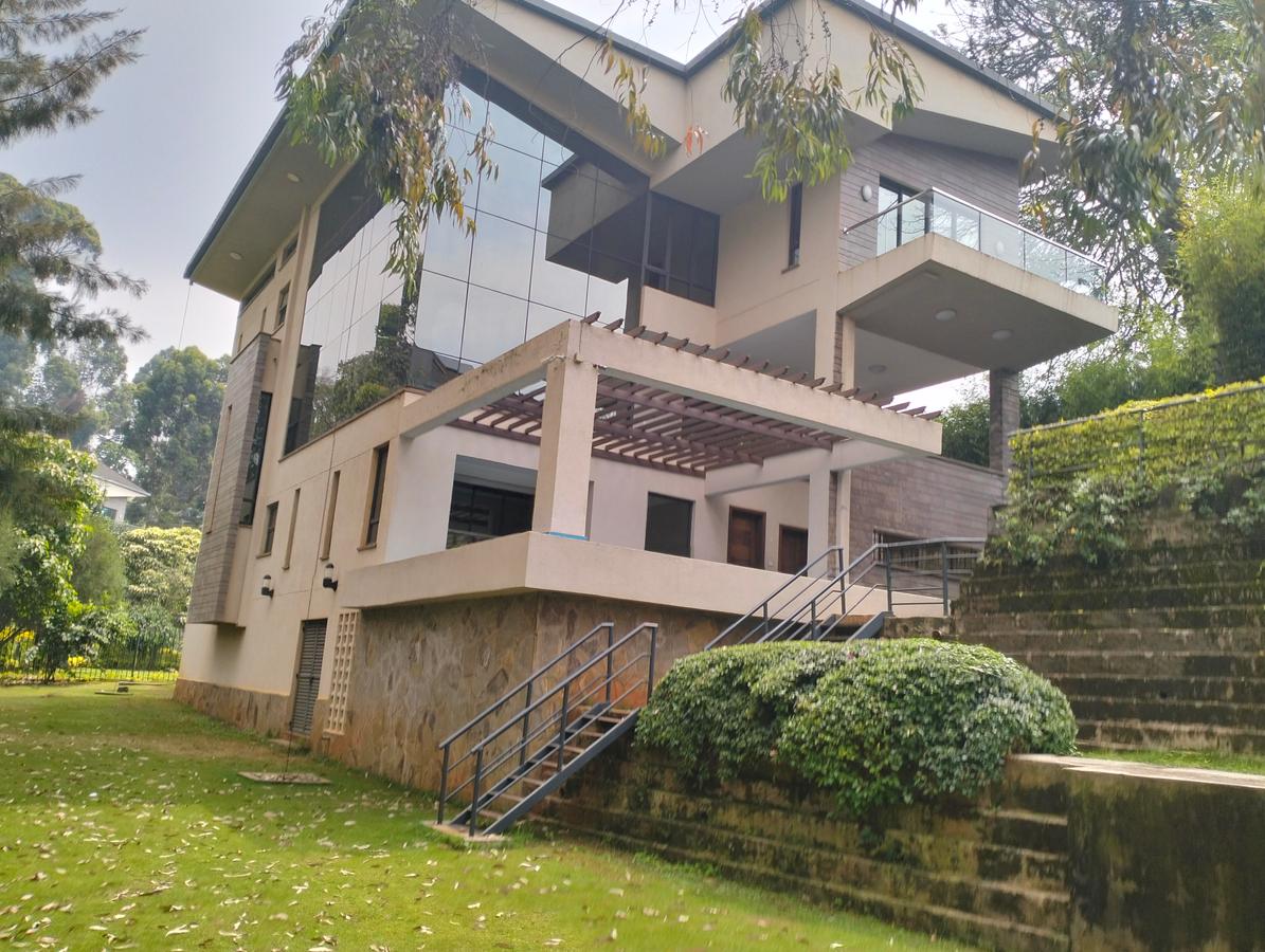 5 Bed Townhouse with En Suite in Westlands Area - 8