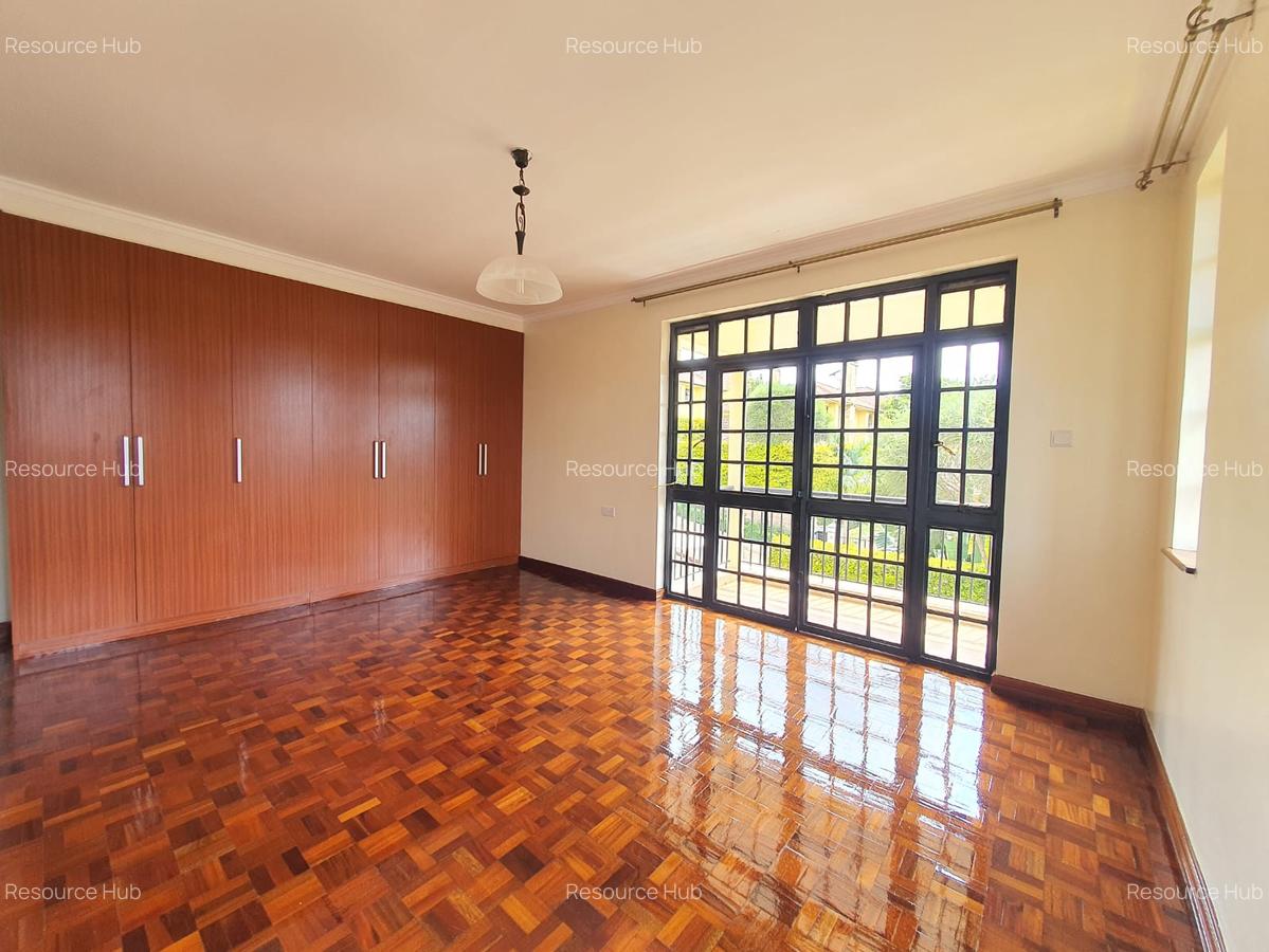 4 Bed Townhouse with En Suite at Loresho - 11