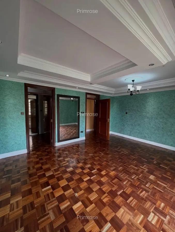 4 Bed Apartment with En Suite in Lavington - 4